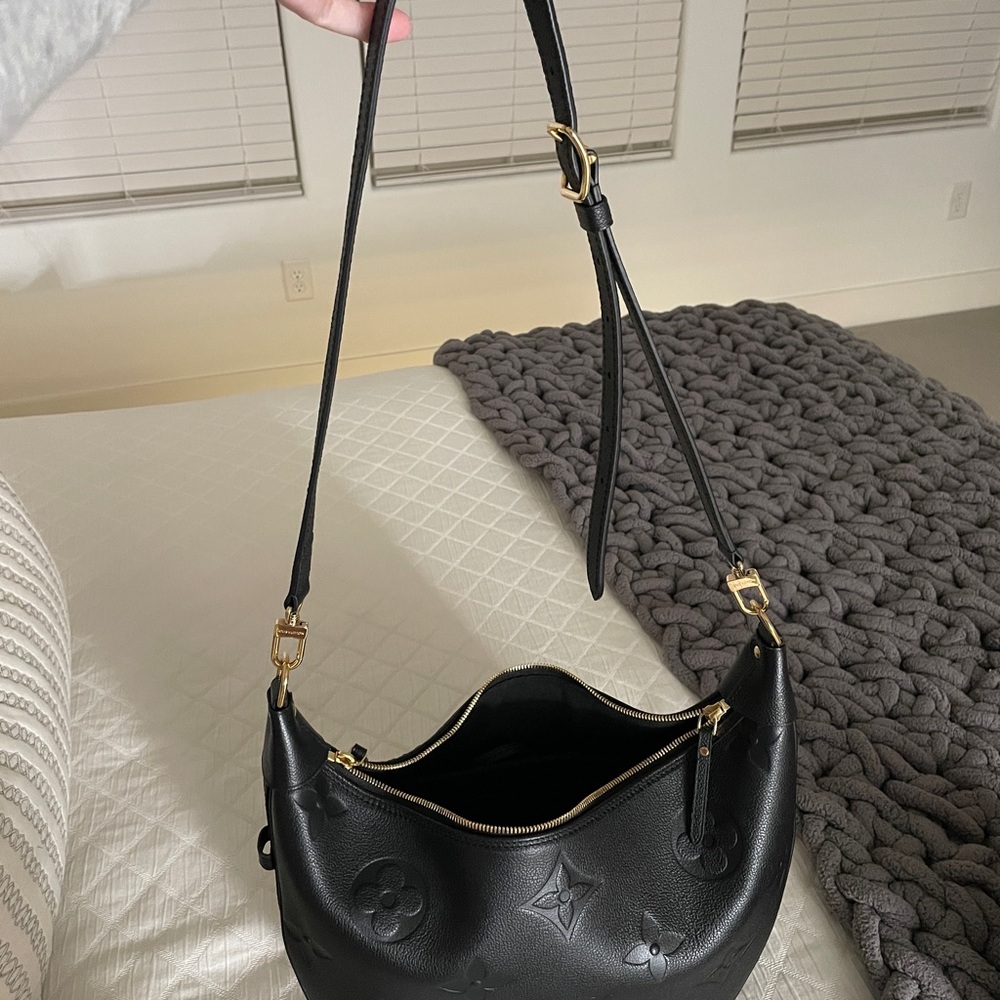 Authentic Louis Vuitton - Picture 2 of 2